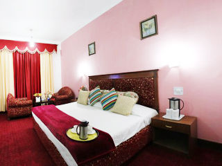מנאלי Chander Palace מראה חיצוני תמונה